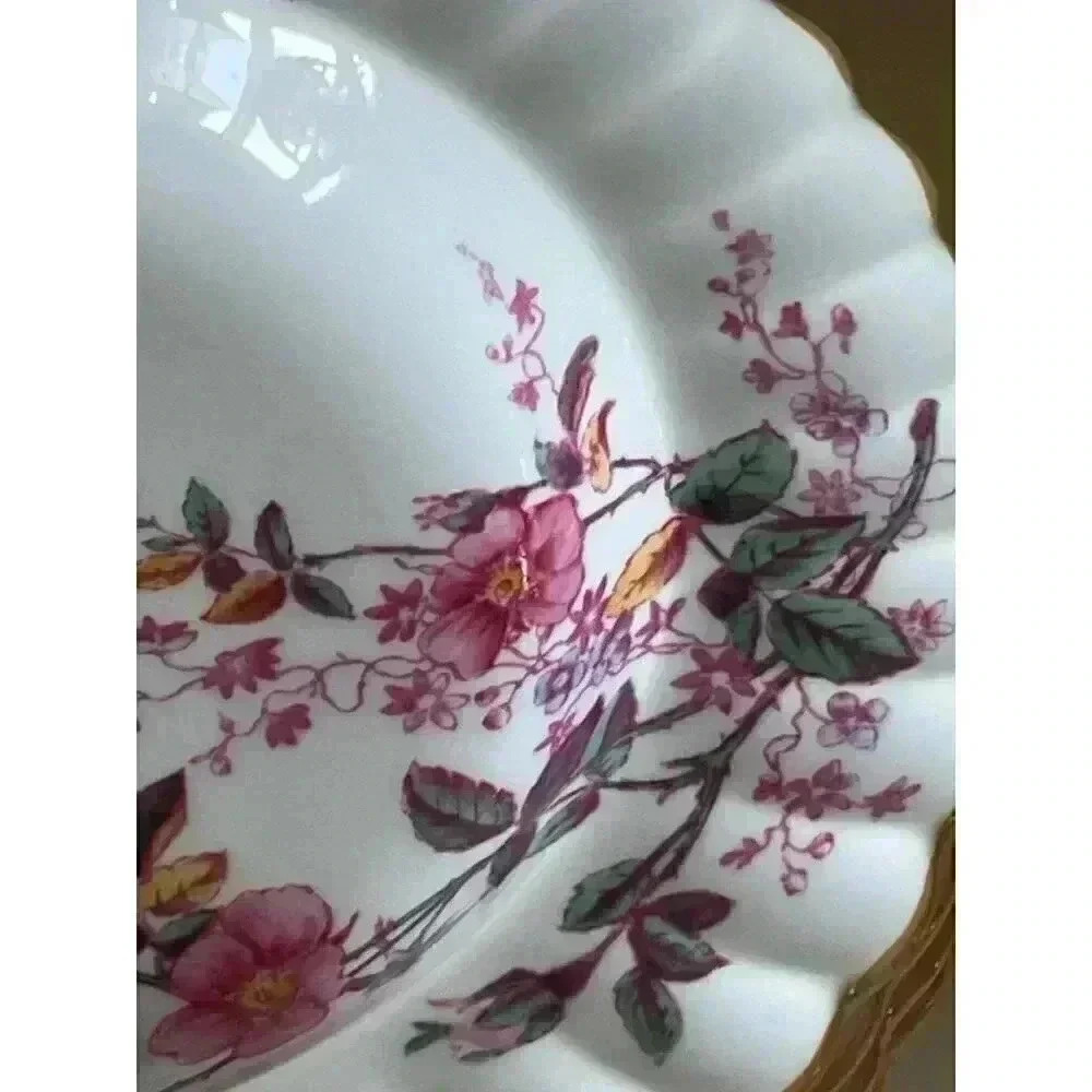 Spode Chelsea Garden Salad Bowl - Picture 4 of 14